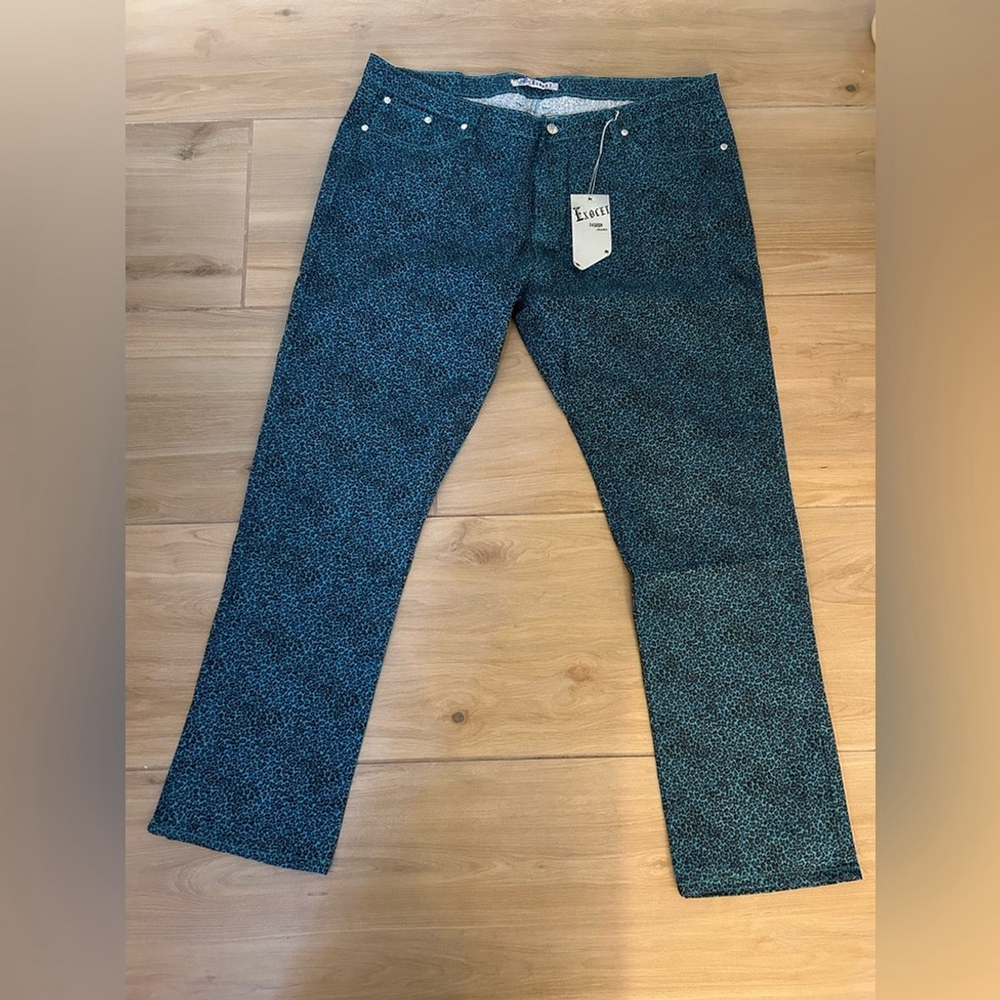 NEW EXOCET Skinny Stretch Colored Leopard Jeans Size 22 32” inseam